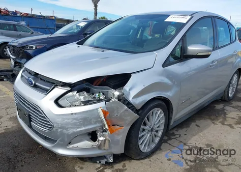 2016 Ford C-Max Hybrid Se из США, поврежденный, VIN 1FADP5AU2GL113068